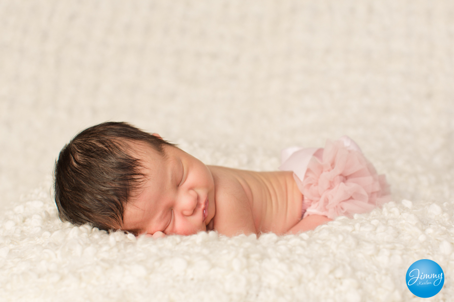 Nyfødtfotografering i studio, 7 dager gammel.